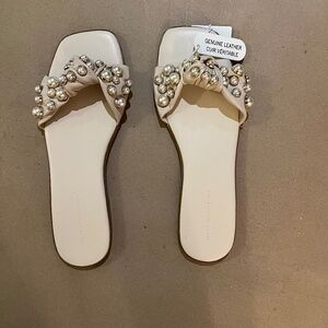 Design Concept Studio sandals NWOT